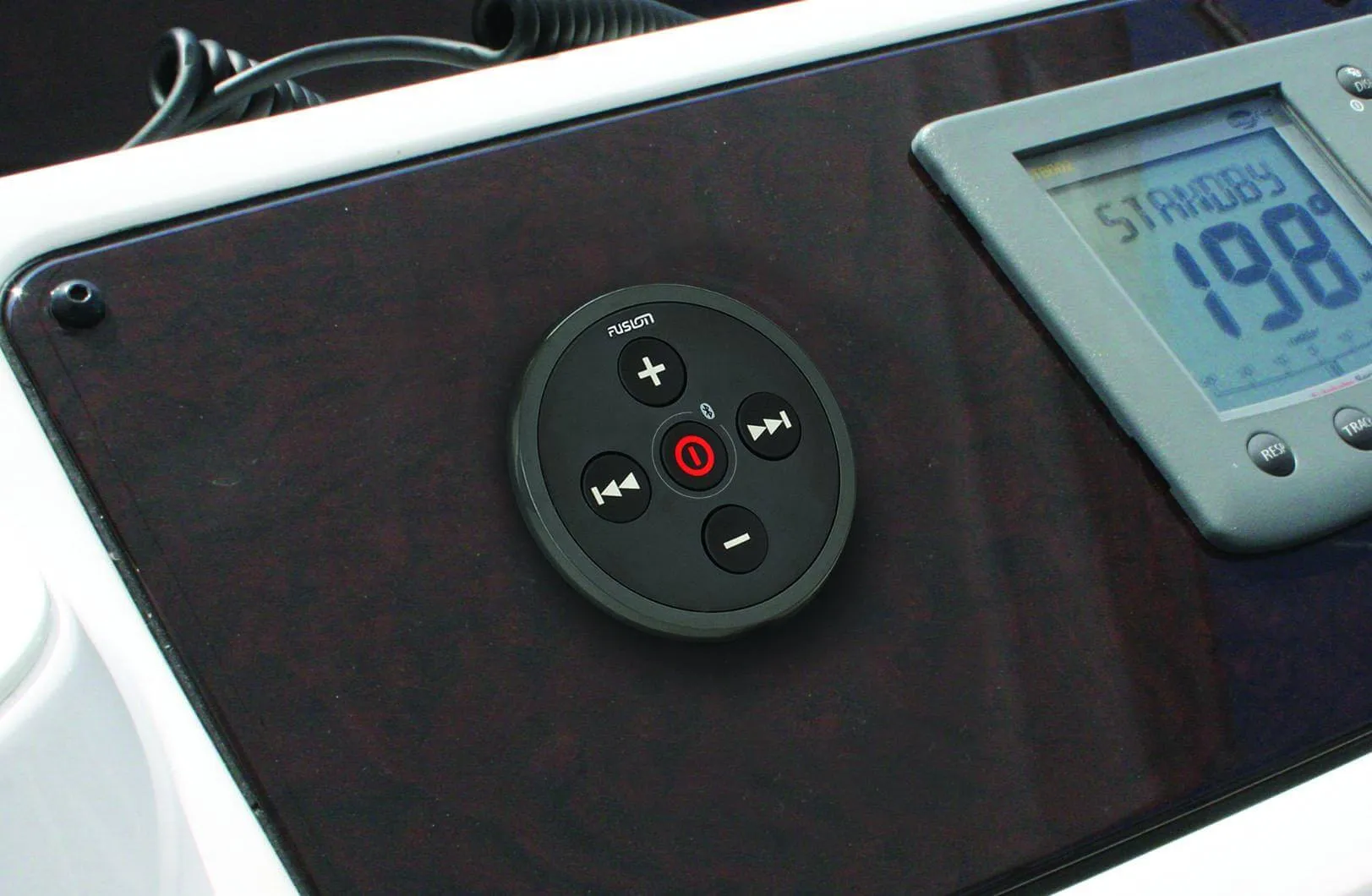 Marine Radio 100 Blackbox