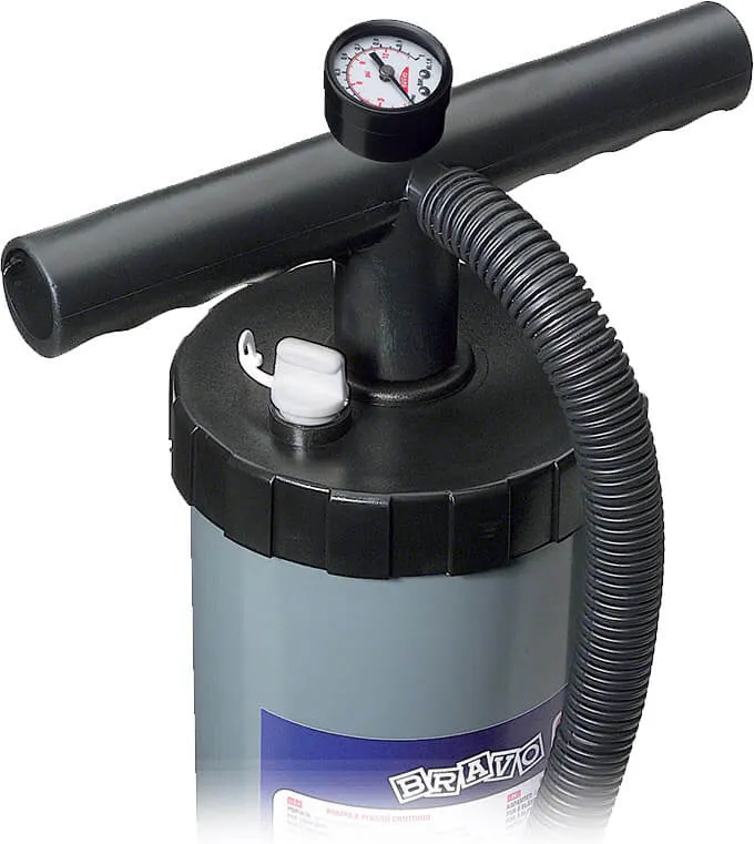 Handpumpe Bravo 6 mit Manometer